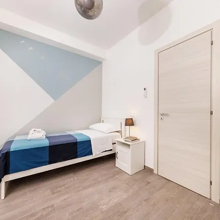 Apartment Blue Messina