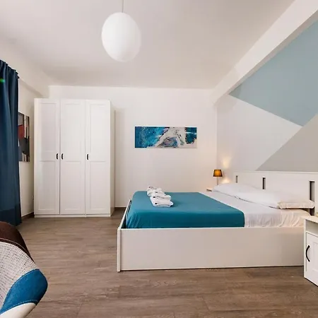 Apartment Blue *